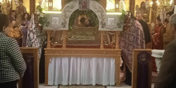 Σε άκρως κατανυκτικό κλίμα πραγματοποιήθηκε η ΑΠΟΚΑΘΗΛΩΣΗ του Κυρίου στον Ι. Ν. Αγίου Στεφάνου Πτολεμαΐδας! (ρεπορτάζ της Κούλας Πουλασιχίδου)