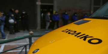 Χωρίς δίπλωμα οδηγός σχολικού λεωφορείου στα Καλύβια