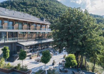 The Lynx Mountain Resort: Υιοθεσία της Μίσσι - Μια πρωτοβουλία για την υποστήριξη του Λύγκα