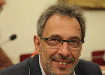 Με Διονύση Τσακνή και Ασημίνα Ξυροτήρη το ψηφοδέλτιο Επικρατείας του ΚΚΕ