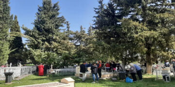 Πραγματοποιήθηκε και φέτος το ποντιακό ταφικό έθιμο στα Αλωνάκια Κοζάνης (βίντεο)