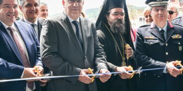 Το νέο Αστυνομικό Μέγαρο Καστοριάς εγκαινίασε ο Υπουργός Προστασίας του Πολίτη Τάκης Θεοδωρικάκος