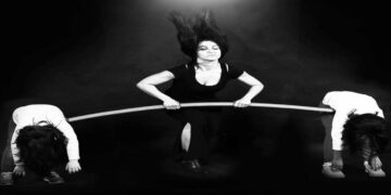 Κοινωνικά μηνύματα από τον Κοζανίτη Εικαστικό Θωμά Νεράντζη! (της Κούλας Πουλασιχίδου)