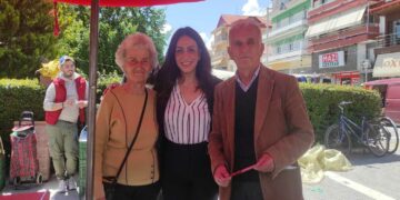 «Και η Εορδαία στηρίζει την αλλαγή, ψηφίζει Αλέξη Τσίπρα» – Η υποψήφια βουλευτής Έφη Μιχελάκη σε εμπορικά καταστήματα, λαϊκή αγορά και καφέ της Πτολεμαΐδας