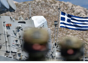 Στα «χαρακώματα» οι στρατιωτικοί με την κυβέρνηση, προσφυγή για το επίδομα των 600 ευρώ