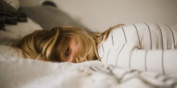 Δείτε ποιοι άλλοι «ξαπλώνουν» μαζί σας στο κρεβάτι κάθε βράδυ