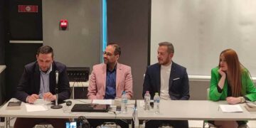 «Το ποτάμι των χιλίων τυφλών» του συγγραφέα Πάνου Δημάκη παρουσιάστηκε στην Κοζάνη  –	Ένας αδελφοκτόνος εμφύλιος πόλεμος, το μίσος & η διαφθορά της εξουσίας