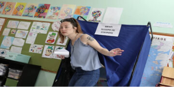 Εκλογές 2023: Στο 48,75% η συμμετοχή των πολιτών μέχρι τις 17:00