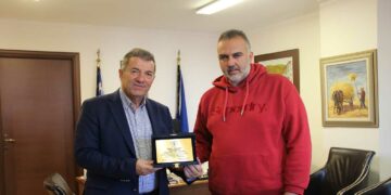 Ο Δήμαρχος Αμυνταίου Άνθιμος Μπιτάκης τιμήθηκε από τον Γ.Σ ΕΡΜΗΣ Αμυνταίου