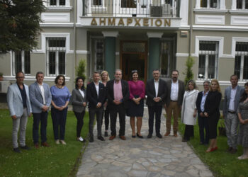 Φλώρινα: Συνάντηση του Δημάρχου Βασίλη Γιαννάκη με Δημάρχους και στελέχη του Υπουργείου Ενέργειας από την Ουγγαρία