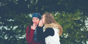 Τέσσερα βήματα για να μην «ακούει» η Google τις συνομιλίες σας