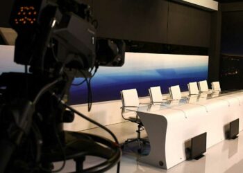 Η ώρα του debate: Όλα τα φώτα στραμμένα σήμερα στους πολιτικούς αρχηγούς, πυρετώδεις προετοιμασίες