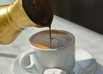 Ήξερες ότι ο ελληνικός καφές εξασφαλίζει μακροζωία;