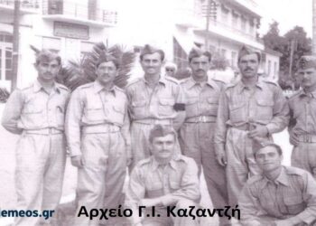 Ομάδα νεοσύλλεκτων συμπολιτών μας στο κέντρο εκπαίδευσης Κορίνθου τον Απρίλιο του 1951… -Από τη στήλη του Γ. Καζαντζή στον ΠΑΛΜΟ (31/05)