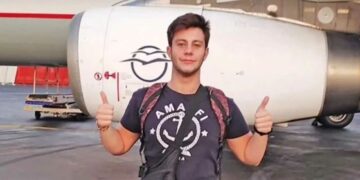 «Κράτα γερά μικρέ, μεγάλε μας γίγαντα»: Γενέθλια στη ΜΕΘ για τον Γεράσιμο που χαροπαλεύει μετά το δυστύχημα στα Τέμπη