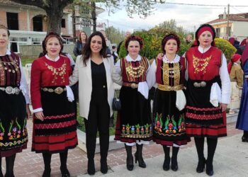 Έφη Μιχελάκη  από Τρανόβαλτο: «Τα έθιμα μας αποτελούν μέρος της πολιτιστικής μας κληρονομιάς και μαζί με τους καλλιτέχνες που συμμετέχουν στην διοργάνωση τους πρέπει να προστατεύονται»