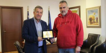 Ο Δήμαρχος Αμυνταίου Άνθιμος Μπιτάκης τιμήθηκε από τον Γ.Σ ΕΡΜΗΣ Αμυνταίου