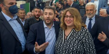 Οι ιδιαίτερη αναφορά του Νίκου Ανδρουλάκη στην υποψήφια Κοζάνης Καμαριάδου η οποία έδωσε την εκλογική μάχη εγκυμονούσα