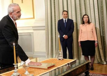 Ορκίζεται σήμερα στις 12:00 η υπηρεσιακή κυβέρνηση - Όλα τα ονόματα της υπηρεσιακής κυβέρνησης