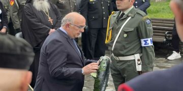 Εκπρόσωπος του Πρωθυπουργού ο Υφ.Μεταφορών και Υποψήφιος Βουλευτής Ν. Κοζάνης στο μνημόσυνο  των πεσόντων Μακεδονομάχων  και του Ζαχαρία Ανδρούτσου ή Καπετάν Φούφα, που πολέμησαν υπέρ πίστεως και πατρίδος κατά τον Μακεδονικό Αγώνα