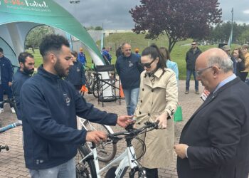 Στο ΔΕΗ e-bike Festival που συνδιοργανώνει ο Δήμος Εορδαίας, η ΔΕΗ και το Υπουργείο Μεταφορών ο Υφυπουργός Μεταφορών και Υποψήφιος Βουλευτής Ν. Κοζάνης Μιχάλης Παπαδόπουλος