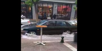 Πλημμυρισμένοι δρόμοι στο κέντρο της Πτολεμαΐδας από τη δυνατή νεροποντή -VIDEO