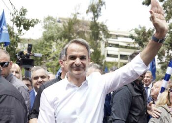 Εκλογές 2023: «Πρέσινγκ» Μητσοτάκη στους ψηφοφόρους του ΠΑΣΟΚ - Ταυτίζει τον Ανδρουλάκη με τον Τσίπρα