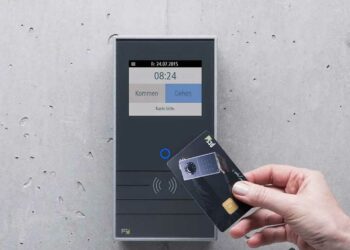 Ψηφιακή κάρτα εργασίας παντού, τριετίες και βρεφονηπιακοί στους χώρους εργασίας, όλες οι αλλαγές που έρχονται για τους εργαζόμενους