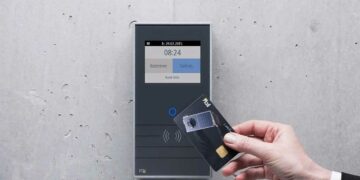 Ψηφιακή κάρτα εργασίας παντού, τριετίες και βρεφονηπιακοί στους χώρους εργασίας, όλες οι αλλαγές που έρχονται για τους εργαζόμενους