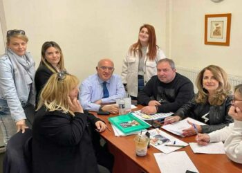 “Ήρθαν τα πρώτα ψηφοδέλτια” – Πήραν “φωτιά” τα επιτελεία των υποψηφίων με το παραδοσιακό “σταύρωμα”