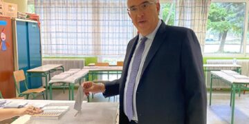 Στο 139 εκλογικό τμήμα της Πτολεμαΐδας ψήφισε ο Μιχάλης Παπαδόπουλος