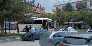 Συμβαίνει τώρα ! Λεωφορείο των ΚΤΕΛ "κόλλησε " στην οδό Παυλίδη- Αδαμοπούλου - (της Κούλας Πουλασιχίδου)