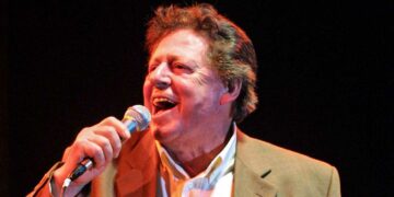 Θλίψη: Πέθανε ο σπουδαίος τραγουδιστής Γιάννης Βογιατζής