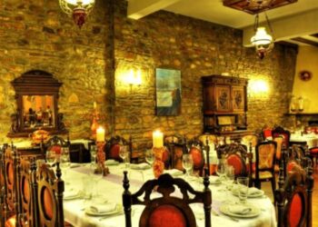 Στα 204 top εστιατόρια και ταβέρνες σε όλη την Ελλάδα οι “Θωμάς”, “Κοντοσώρος” και “Terroir”