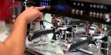 Το ΙΕΚ VOLTEROS και η PCS Α.Ε ενώνουν τις δυνάμεις τους και προσφέρουν 20 ανοιχτές θέσεις εργασίας σε ολόκληρη την Δυτική Μακεδονία