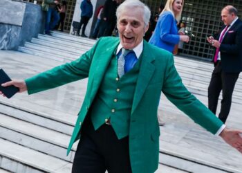 Δημοσθένης Βεργής: Τον ψήφισε ένας και μόνο ψηφοφόρος: “Τον ψάχνω να τον κεράσω!”