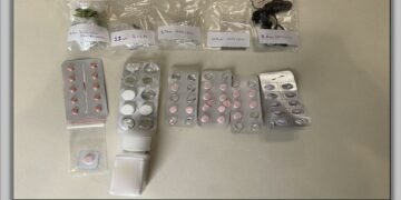 Αστυνομικός της Ο.Π.Κ.Ε. Κοζάνης εκτός υπηρεσίας, εντόπισε 59χρονο ιατρό και 48χρονη να κάνουν διακίνηση ναρκωτικών ουσιών, στην πόλη της Κοζάνης