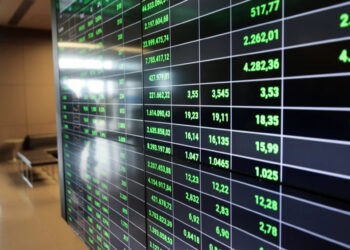 Χρηματιστήριο: Ξέφρενο ράλι 7% μετά τον θρίαμβο της ΝΔ, πέφτει το spread των ομολόγων