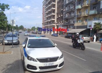 Γέφυρα ζωής για 19χρονη έγκυο – Μεταφέρθηκε από την Κοζάνη στη Θεσσαλονίκη (VIDEO)