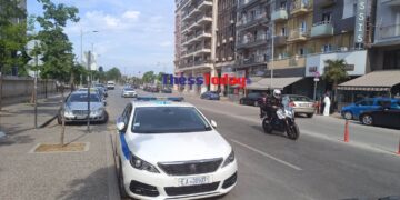 Γέφυρα ζωής για 19χρονη έγκυο – Μεταφέρθηκε από την Κοζάνη στη Θεσσαλονίκη (VIDEO)