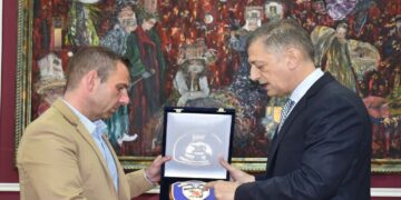 Στο Δήμο Καστοριάς βρέθηκε ο Υπουργός Εθνικής Άμυνας Αλκιβιάδης Στεφανής – Στο επίκεντρο η παραχώρηση στρατιωτικών εκτάσεων