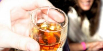 Κρήτη: Έτρεχε και δεν έφτανε το ΕΚΑΒ για περιστατικά μέθης