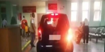 Ασθενής μπήκε με το αυτοκίνητό του στα Επείγοντα του ΚΑΤ – «Δεν έβρισκα τραυματιοφορέα», υποστήριξε