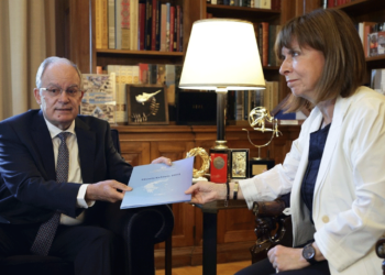 Εκλογές 2023, Αποτελέσματα: «Είναι σημαντικό ότι περνάμε στην επόμενη ημέρα» είπε η Πρόεδρος της Δημοκρατίας παραλαμβάνοντας τα αποτελέσματα
