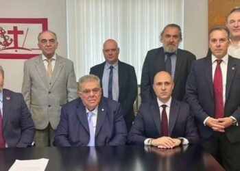 Εκλογές 2023: Δημιουργήθηκε ο "Πατριωτικός Συνασπισμός" από Εμφιετζόγλου, Μπογδάνο, Βόβολη και ακόμη 6 αρχηγούς κομμάτων