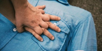 Φλώρινα: Επίδειξη και παρουσίαση ΚΑΡΠΑ και χρήσης απινιδωτή από τον δήμο και τη Λέσχη Ειδικών Δυνάμεων Ν. Φλώρινας