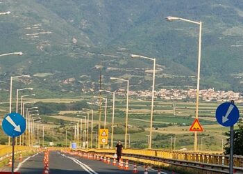 Γέφυρα Σερβίων: Αγιασμός πριν την επανέναρξη της κυκλοφορίας- Στις 2 το μεσημέρι το πράσινο φως
