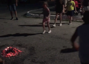 Καπνοχώρι Κοζάνης: Αναβιώνει το παραδοσιακό έθιμο των Θρακιωτών «Αη Γιάννη, Φουργκαλά»