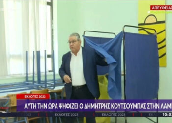 Ο Κουτσούμπας πήγε να ψηφίσει αλλά έλειπε το ψηφοδέλτιο του ΚΚΕ: «Θα γίνει viral» (vid)