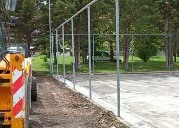 Ξεκίνησε η ανάπλαση του γηπέδου εντός του Οικισμού Καρδιάς Πτολεμαΐδας ( ρεπορτάζ της Κούλας Πουλασιχίδου )